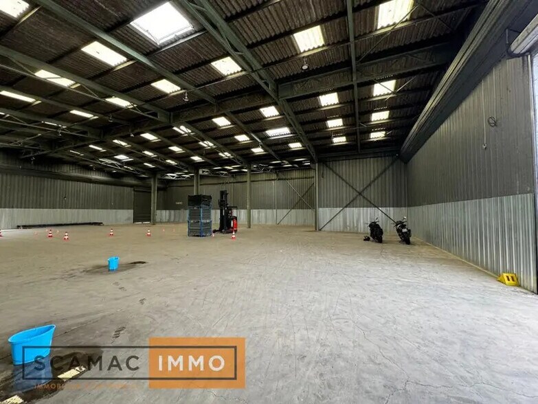 Industriel/Logistique dans Viry-Châtillon à louer - Photo intérieure – Image 1 sur 6
