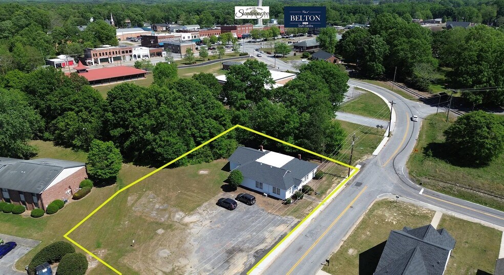 205 Breazeale St, Belton, SC à vendre - Photo de l’immeuble – Image 2 sur 13