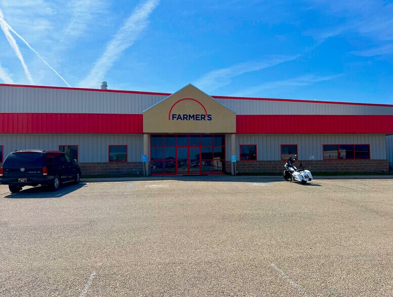 3002 Industrial St, Junction City, KS à vendre - Photo principale – Image 1 sur 4