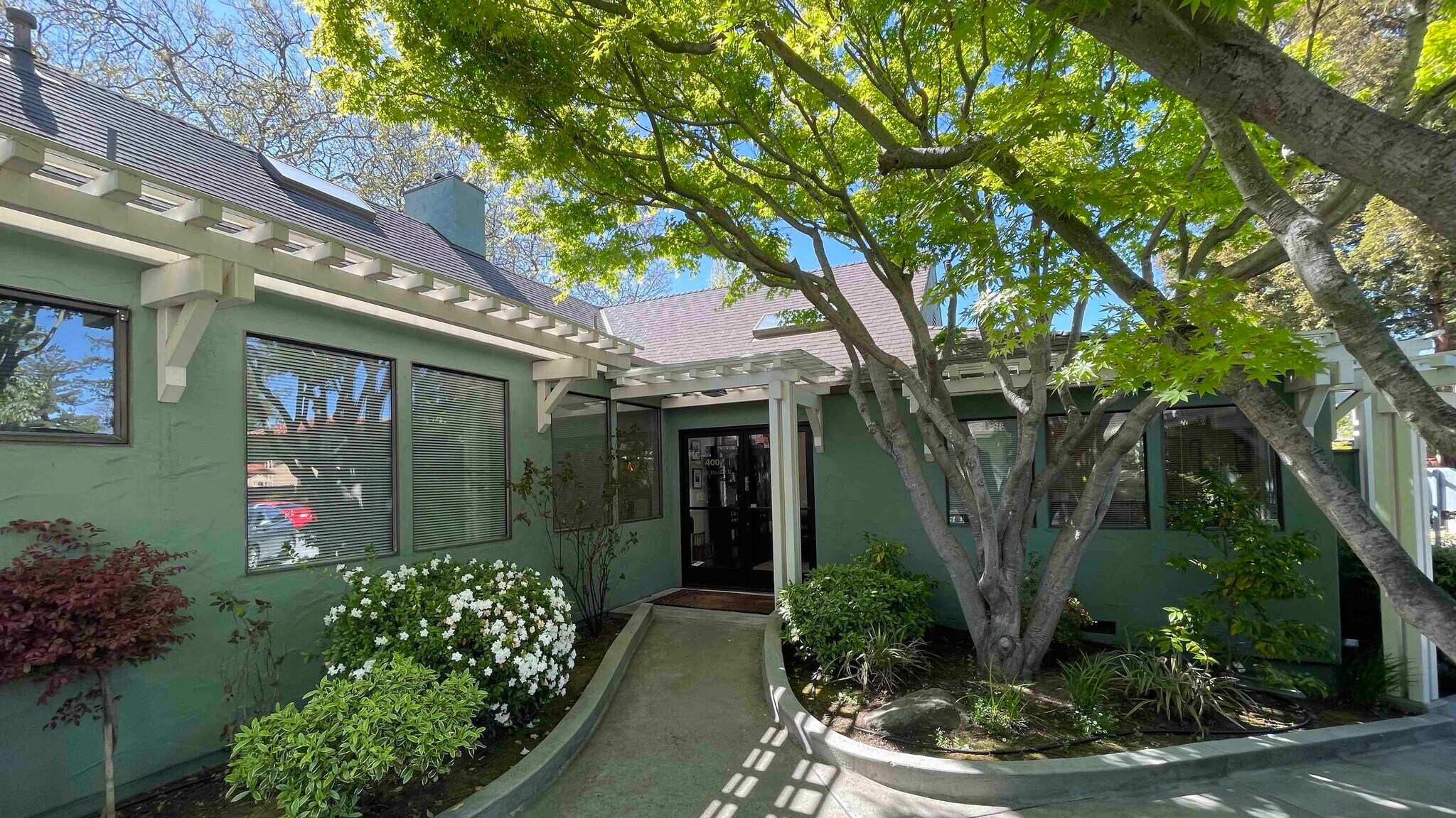 1691 El Camino Real, Palo Alto, CA à louer Photo principale– Image 1 sur 11