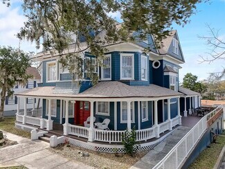 Plus de détails pour 404 S Ridgewood Ave, Daytona Beach, FL - Spécialisé à vendre