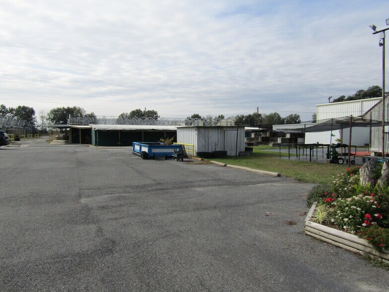 4806 E Old Spanish Trl, Jeanerette, LA à vendre - Photo de l’immeuble – Image 1 sur 25