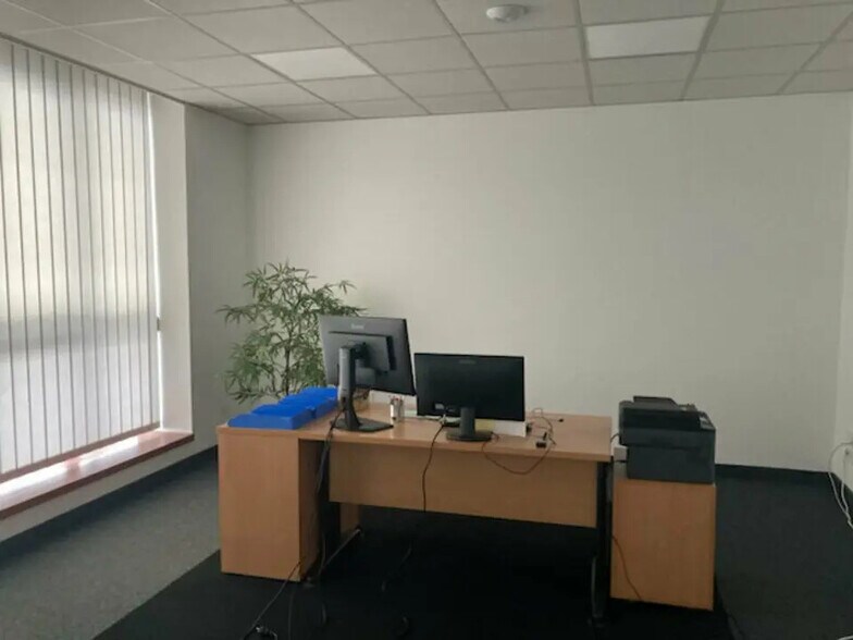 8 Rue Des Douves, Quimper à louer - Photo de l’immeuble – Image 3 sur 4