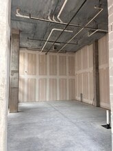 100 E Main St, Lewisville, TX à louer Photo intérieure– Image 2 sur 14