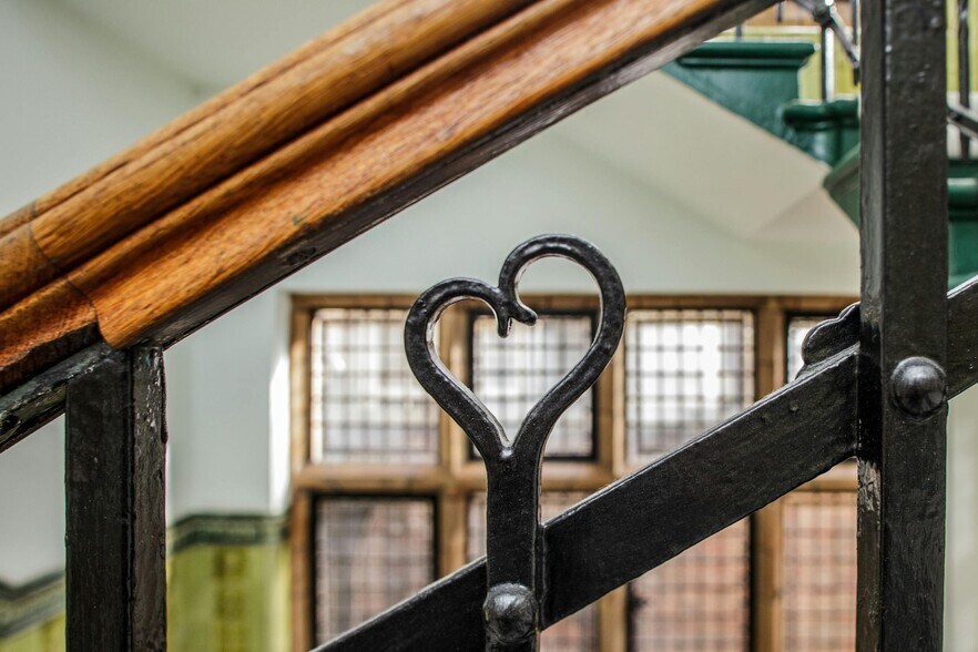 20-21 Staple Inn, Londres à louer - Photo de l’immeuble – Image 3 sur 5