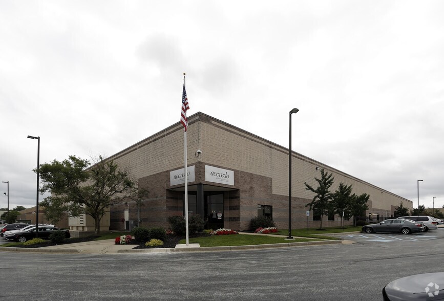 2 Boulden Cir, New Castle, DE à louer - Photo de l’immeuble – Image 3 sur 3