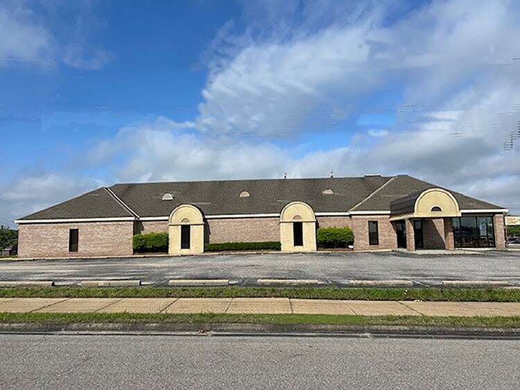 4154 Carmichael Rd, Montgomery, AL à vendre Photo de l’immeuble– Image 1 sur 6