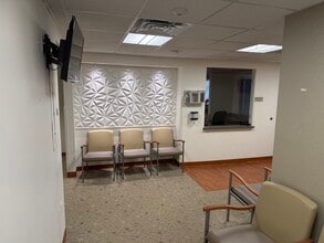 1111 Clifton Ave, Clifton, NJ à louer Photo intérieure– Image 1 sur 10