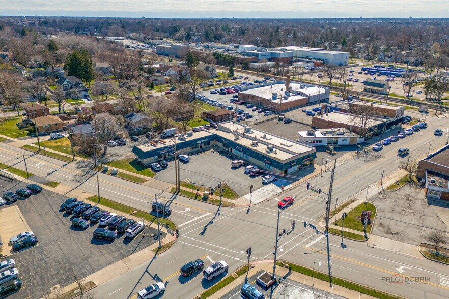 4951-5001 Fairview Ave, Downers Grove, IL à vendre - Photo de l’immeuble – Image 3 sur 8