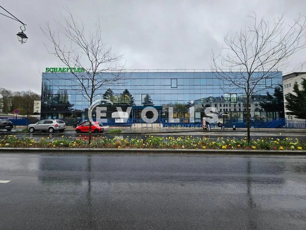 Bureau dans Clamart à louer Photo de l’immeuble– Image 1 sur 28