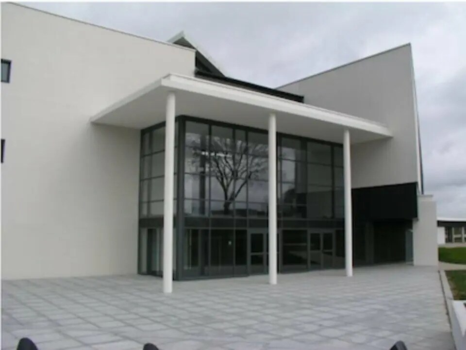 Bureau dans Isneauville à louer Photo de l’immeuble– Image 1 sur 6