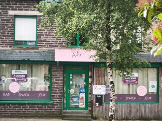 Plus de détails pour Local d’activités à vendre