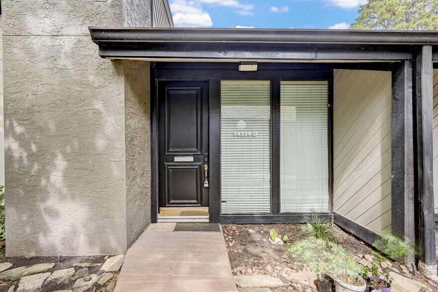 14339 Torrey Chase Blvd, Houston, TX à vendre - Photo de l’immeuble – Image 1 sur 7