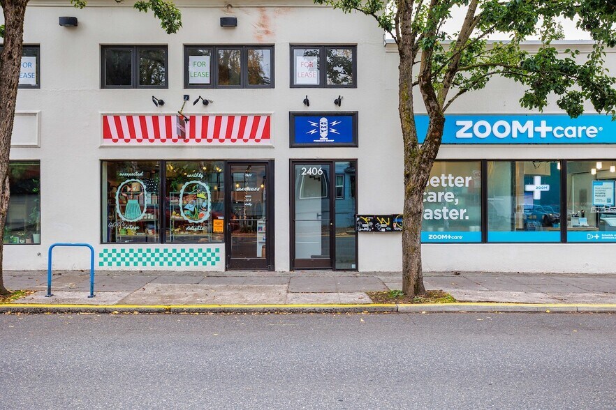 2400-2418 E Burnside St, Portland, OR à louer - Photo de l’immeuble – Image 2 sur 15