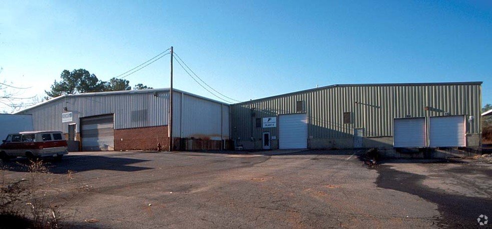 983 Industrial Park Dr, Marietta, GA à louer - Photo de l’immeuble – Image 2 sur 9
