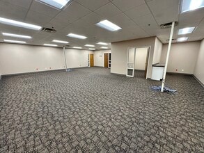 1961 Premier Dr, Mankato, MN à louer Photo de l’immeuble– Image 1 sur 6