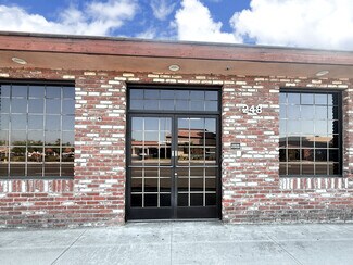 Plus de détails pour 248-250 E Rowland St, Covina, CA - Bureau/Local commercial à louer