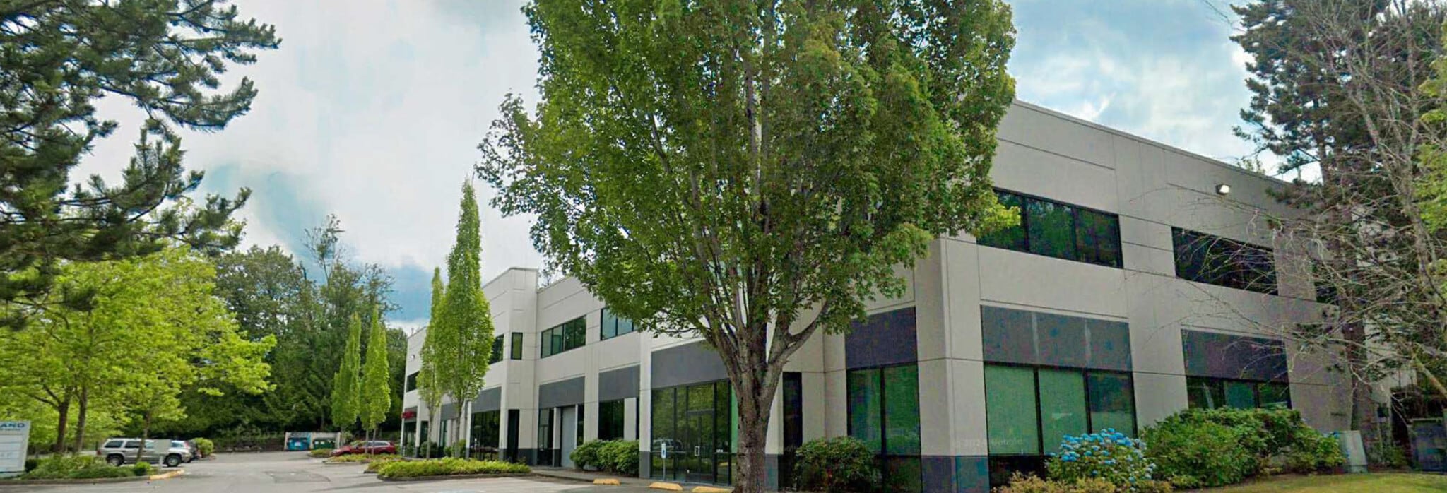 11730 118th Ave NE, Kirkland, WA à louer Photo de l’immeuble– Image 1 sur 4