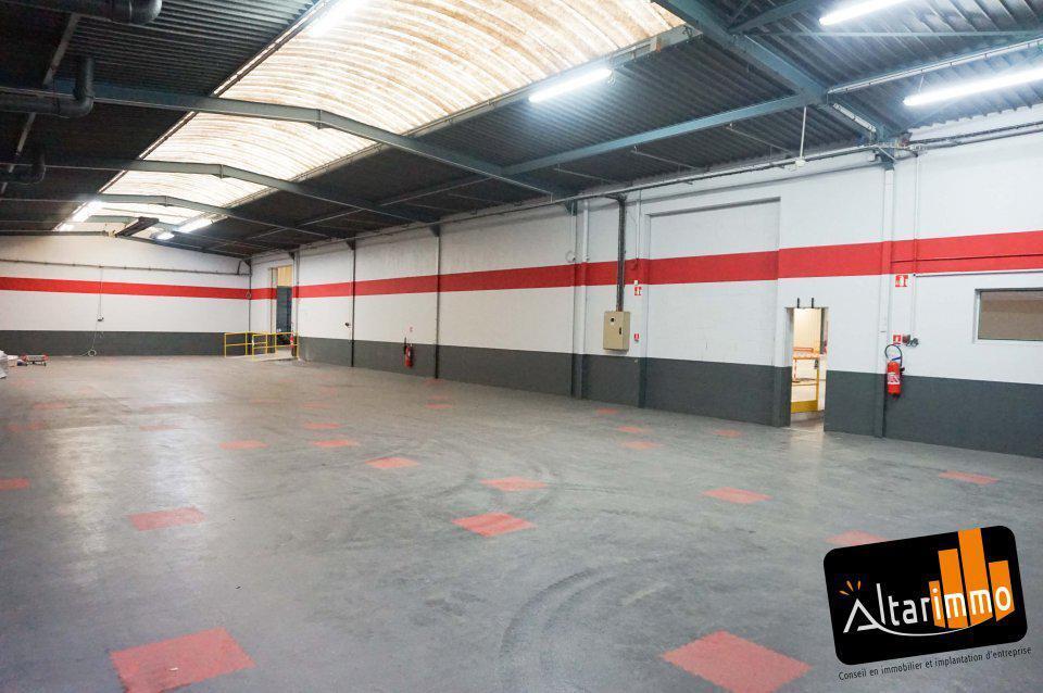 Local d’activités dans Lucé à louer Photo intérieure– Image 1 sur 7