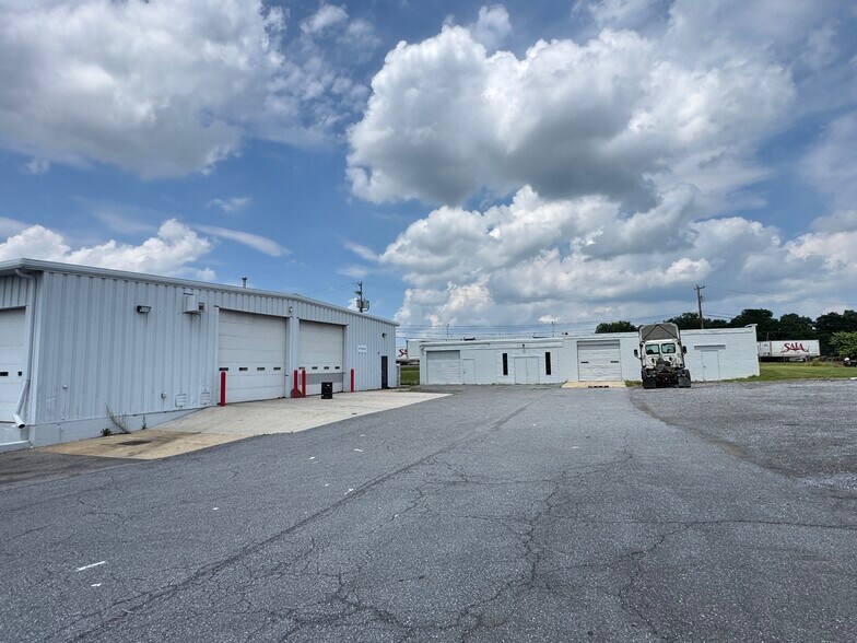 14515 Industry Dr, Hagerstown, MD à louer - Photo de l’immeuble – Image 3 sur 6