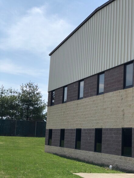 10B Minneakoning Rd, Flemington, NJ à vendre - Photo de l’immeuble – Image 3 sur 15