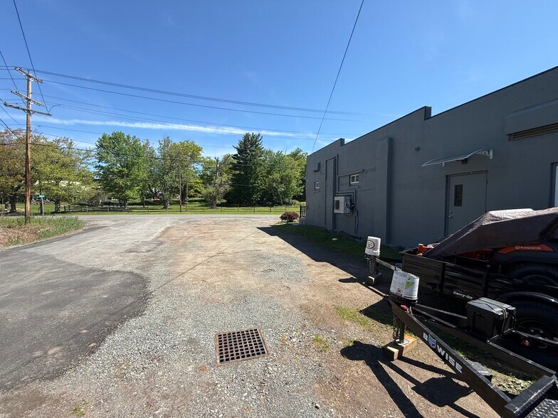 84 Cimarron Rd, Monticello, NY à vendre - Photo de l’immeuble – Image 2 sur 9