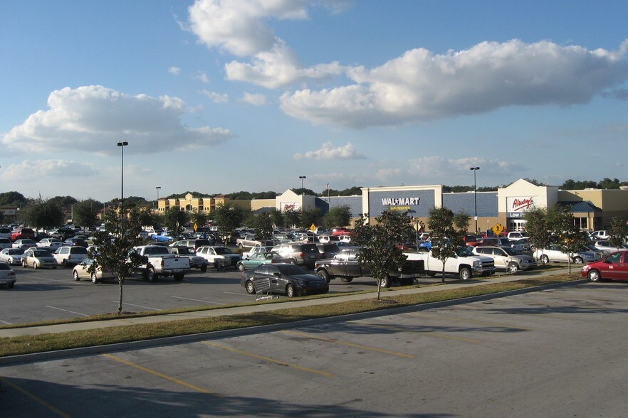 1020 E Brandon Blvd, Brandon, FL à louer - Aérien – Image 3 sur 4
