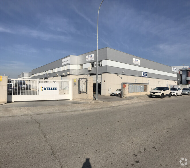 Industriel/Logistique dans Alcalá de Henares, Madrid à louer - Photo principale – Image 1 sur 1