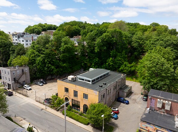 103 Terrace St, Roxbury, MA à vendre - Photo de l’immeuble – Image 2 sur 9