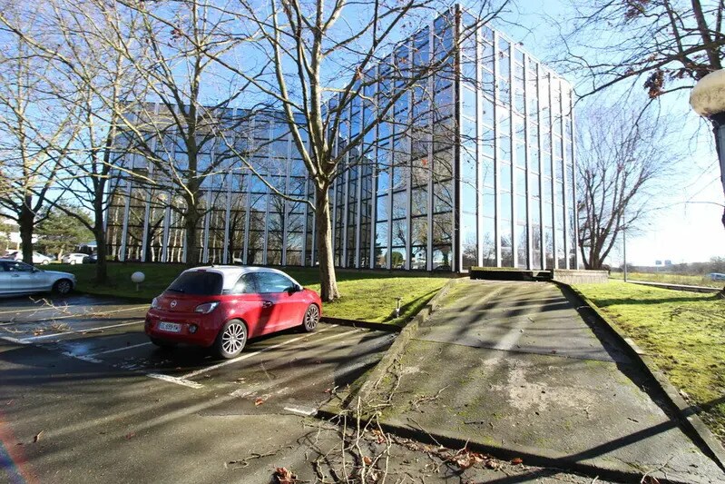 232 Rue De La Découverte, Labège à louer - Photo de l’immeuble – Image 3 sur 7