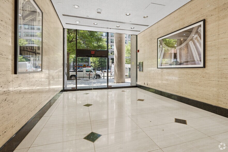 1627 K St NW, Washington, DC à vendre - Hall d’entrée – Image 3 sur 27