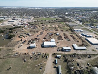 Plus de détails pour 601 E Pine St, Cushing, OK - Industriel/Logistique à vendre
