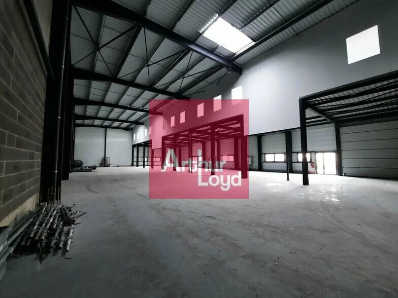 Local d’activités dans Clermont-Ferrand à louer - Photo intérieure – Image 3 sur 6