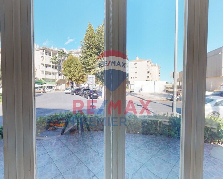 Local commercial dans L'Alfàs del Pi, Alicante à vendre - Hall d’entrée – Image 2 sur 25