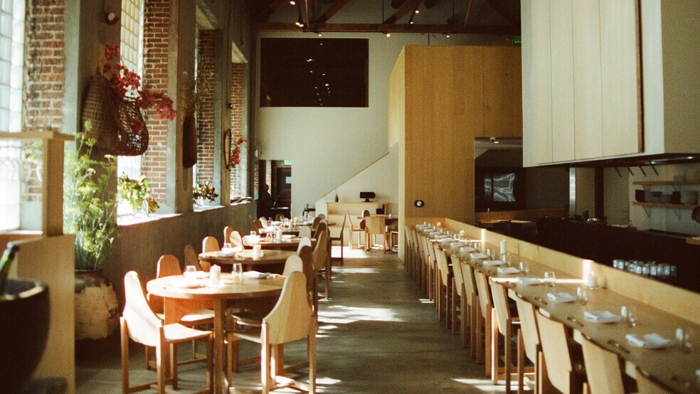 2001 E 7th St, Los Angeles, CA à louer - Photo intérieure – Image 1 sur 17