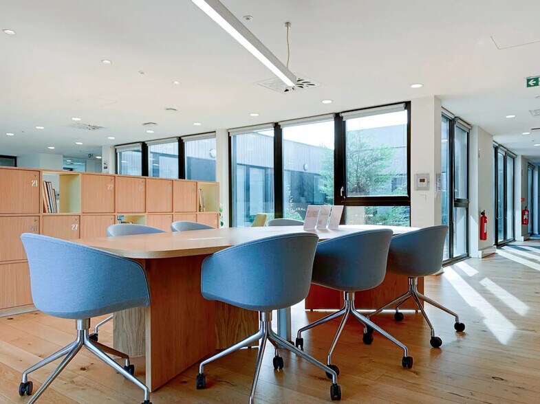 Bureau dans Marcq-en-Baroeul à louer - Photo de l’immeuble – Image 1 sur 10