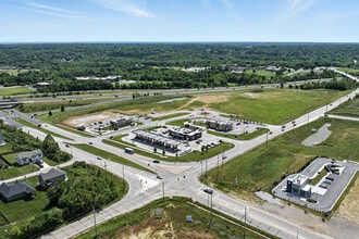Northeast Barry Road, Kansas City, MO - VUE AÉRIENNE  vue de carte - Image1