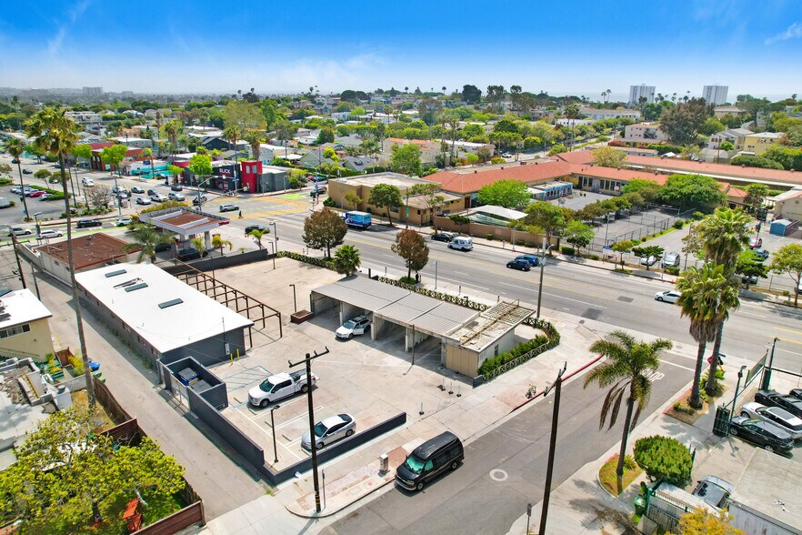 2537 Lincoln Blvd, Santa Monica, CA à vendre - Photo de l’immeuble – Image 2 sur 13