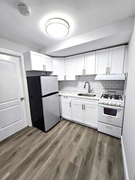 275 Grand, Leonia, NJ à vendre - Photo de l’immeuble – Image 3 sur 18