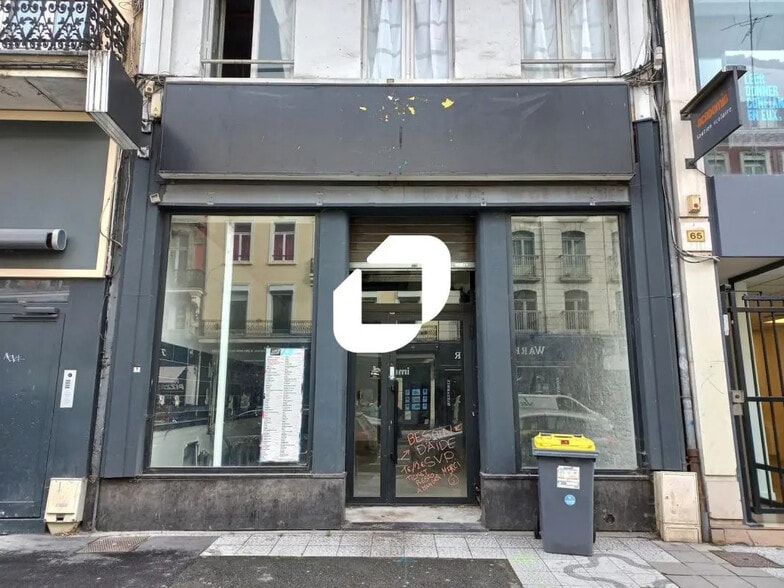 70 Rue Nationale, Lille à louer - Photo de l’immeuble – Image 2 sur 4