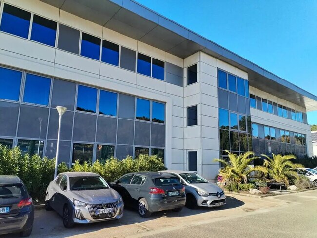 Plus de détails pour Bureau à louer