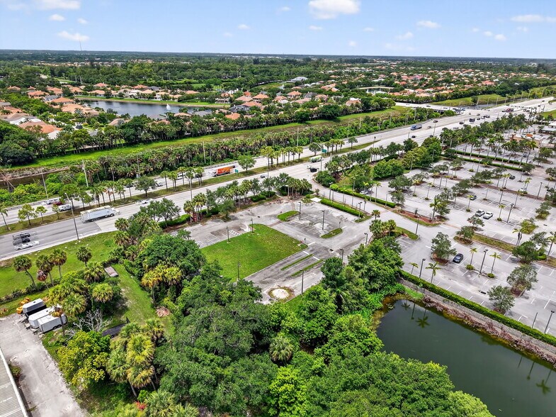 8555 Southern Blvd, West Palm Beach, FL à vendre - Photo principale – Image 1 sur 15