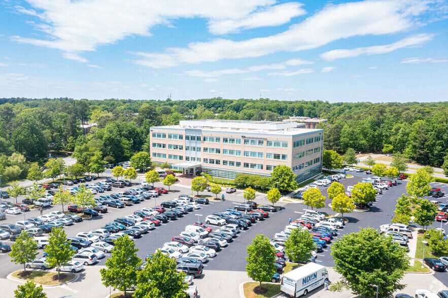 7611 Forest Ave, Richmond, VA à louer - Photo de l’immeuble – Image 3 sur 8