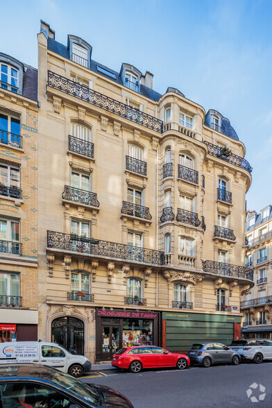 25 Rue De La Tour, Paris à louer - Photo de l’immeuble – Image 2 sur 4