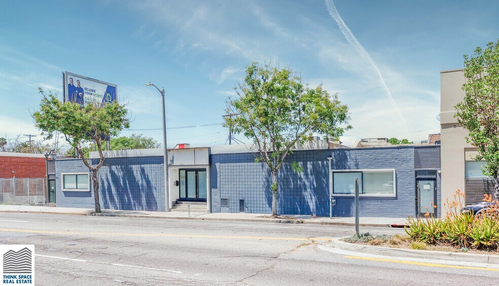 913-915 N Highland Ave, Los Angeles, CA à louer - Photo de l’immeuble – Image 1 sur 6