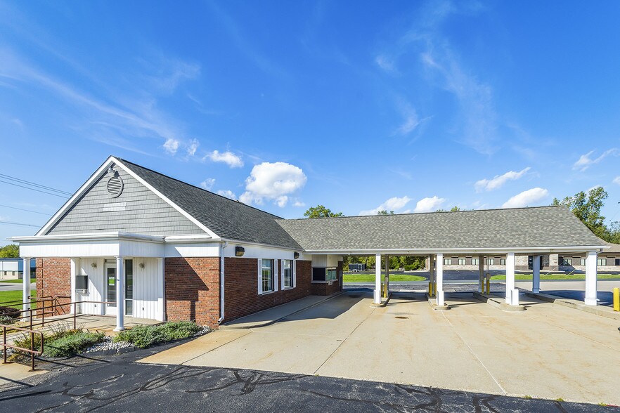 15431 S Old Us-27, Lansing, MI à vendre - Photo de l’immeuble – Image 3 sur 7