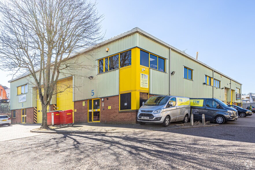 Works Rd, Letchworth Garden City à vendre - Photo principale – Image 1 sur 16
