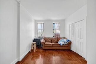 Plus de détails pour 1748 Cross Bronx Expy, Bronx, NY - Logement à vendre