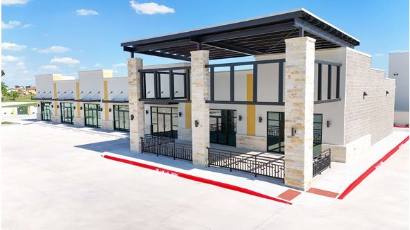 2708 Los Lagos Drive dr, Edinburg, TX à louer - Photo de l’immeuble – Image 3 sur 8