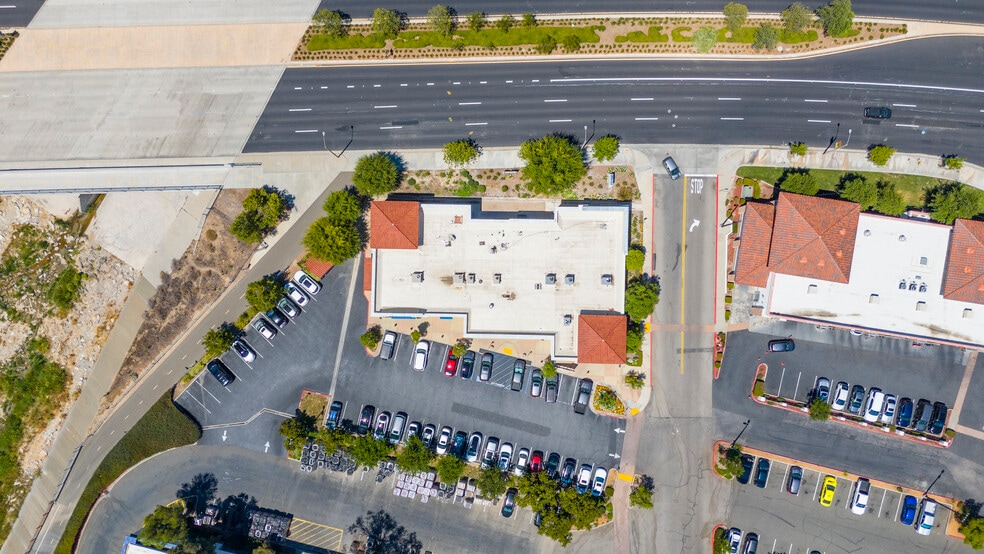 26415 Bouquet Canyon Rd, Santa Clarita, CA à louer - Aérien – Image 3 sur 7